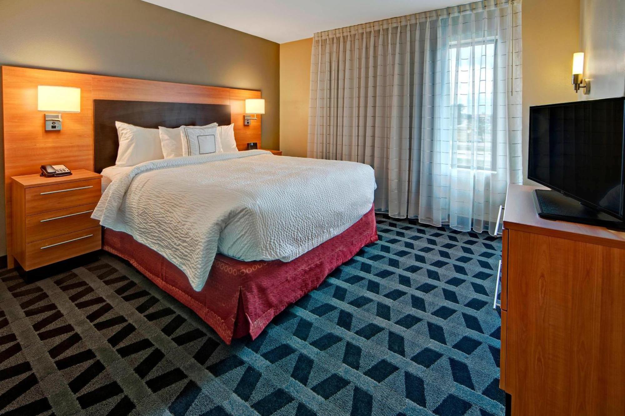 Towneplace Suites By Marriott Hattiesburg Bagian luar foto