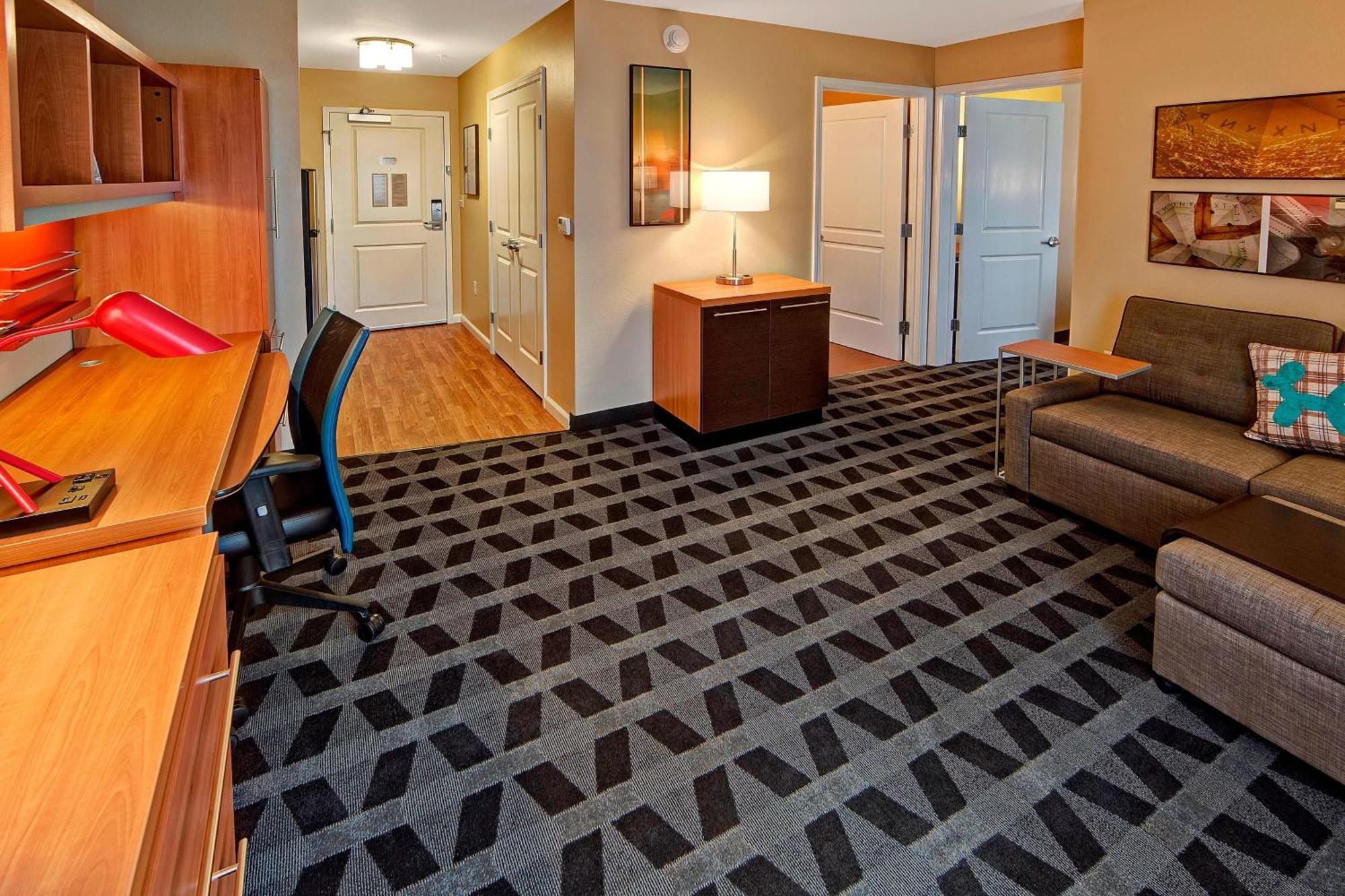 Towneplace Suites By Marriott Hattiesburg Bagian luar foto